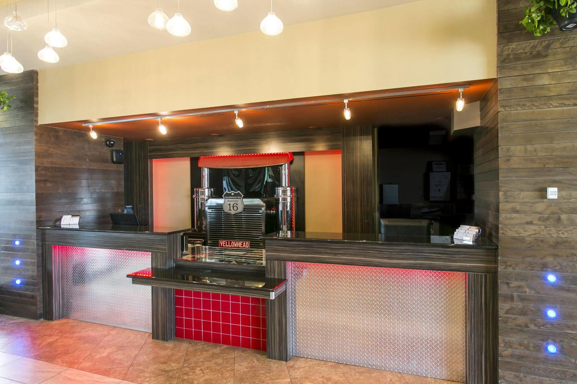 Ramada By Wyndham Edmonton Yellowhead Nw מראה חיצוני תמונה
