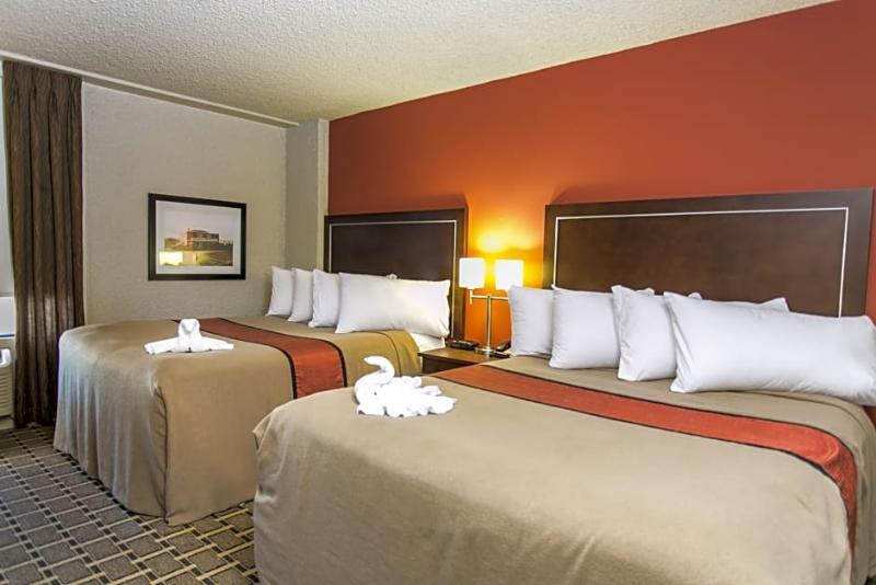 Ramada By Wyndham Edmonton Yellowhead Nw מראה חיצוני תמונה