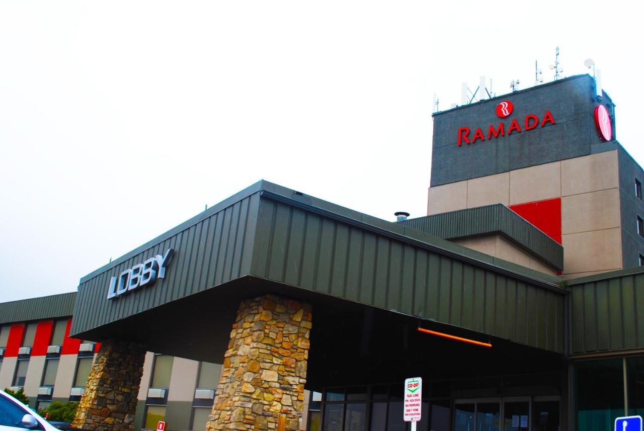 Ramada By Wyndham Edmonton Yellowhead Nw מראה חיצוני תמונה